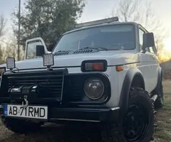 De vânzare Lada Niva 1.7 An 2004 - 3