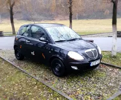 Lancia Ypsilon 2006 1.4 benzină preț Fix - 2