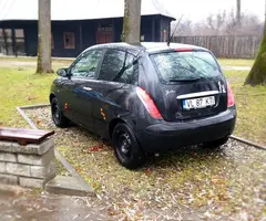 Lancia Ypsilon 2006 1.4 benzină preț Fix - 4