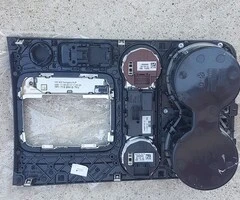 Consola centrala VW Touareg ( 2010 - 2018 ) - 2