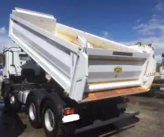 Închiriere Basculante pentru Transport Materiale - 4