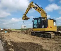 Închiriere Excavatoare pe Șenile – Capacități 5T, 10T, 18T, 25T - 2