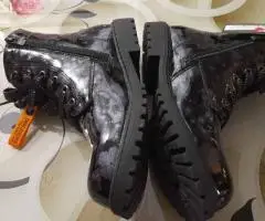 VAND CHETE INBLANITE DE FETITA 2. - 3