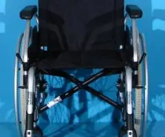 Scaun cu rotile - Meyra   latime sezut 43 cm - 2