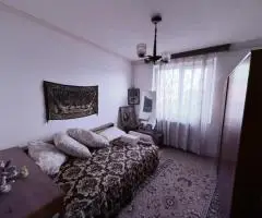 Apartament 3 camere – Zonă Rahova, Strada Tutunari