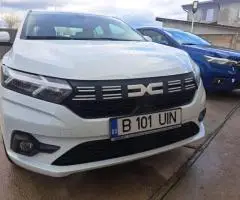 UINRENT inchirieri auto  0764000400