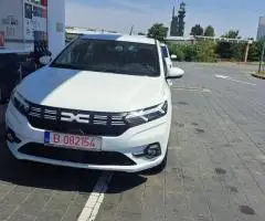 Închirieri auto. Rent-a-car. Dacia automat 2024 începând cu 30EUR 24h
