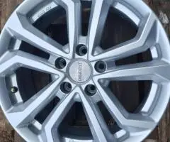 Jante aliaj 17 zoll marca Dezent, gama Vw, Seat, Skoda, Audi. - 2