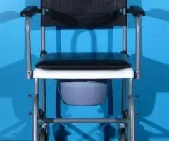Scaun cu rotile si wc - 2