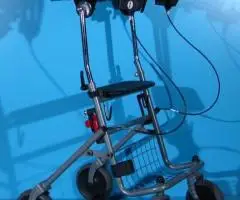 Cadru de mers cu roti - Drive - 3