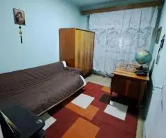 Vanzare Apartament de 4 camere  Tecuci - 3