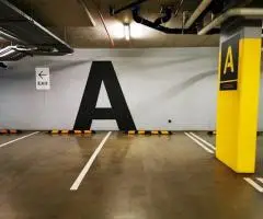 Parcări de Vânzare Locuri în Ansambluri Rezidențiale și Garaje