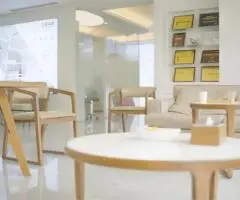 Mobilă și Decorațiuni Interioare Canapele Paturi și Dulapuri