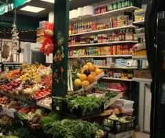 Produse de Piață Alimentație Naturală și Produse Tradiționale