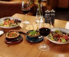 Rezervări Masă - Restaurant Panoramic cu Specific Mediteraneen