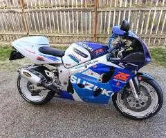 SUZUKI GSXR 600 ! ca NOU - 4