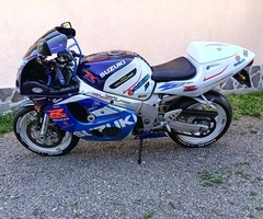 SUZUKI GSXR 600 ! ca NOU - 2