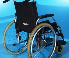 Scaun cu rotile  Meyra - latime sezut 46 cm - 5