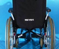 Scaun cu rotile  Meyra - latime sezut 46 cm - 6