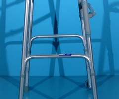 Cadru pentru mers cu 2 roti din aluminiu - 4
