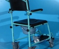 Scaun cu WC si rotile invalizi - Meyra - 7