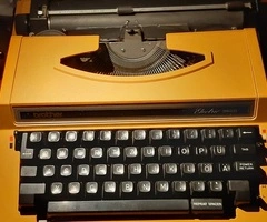 Vand masina de scris Brother Electric 3600, vintage impecabila - 3