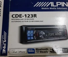 ALPINE MP3 auto CDE-123R,subwoofer ALPINE 500W 10"(25cm),2 x tweeter 20W si antena rechin universala