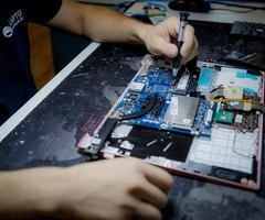 Reparatii electronice Lujerului - Service laptop, calculatoare, console, GSM - 3