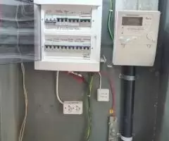 Electrician cu experiență de peste 30 de ani