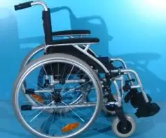 Scaun cu rotile din aluminiu  Drive / latime sezut 42 cm - 4