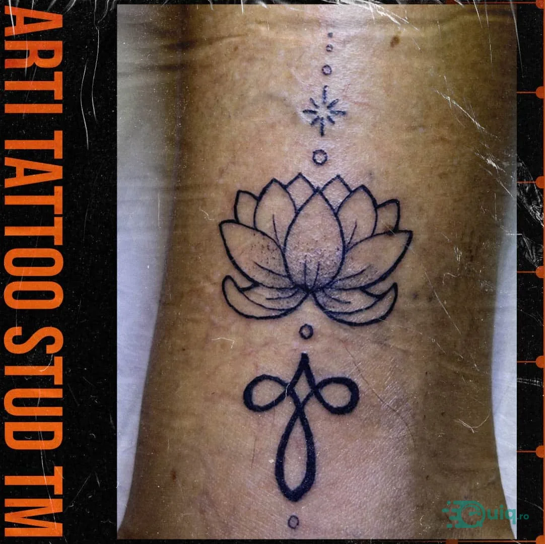 Tatuaj blackwork, Timișoara — negru plin, contrast puternic — fotografia 6