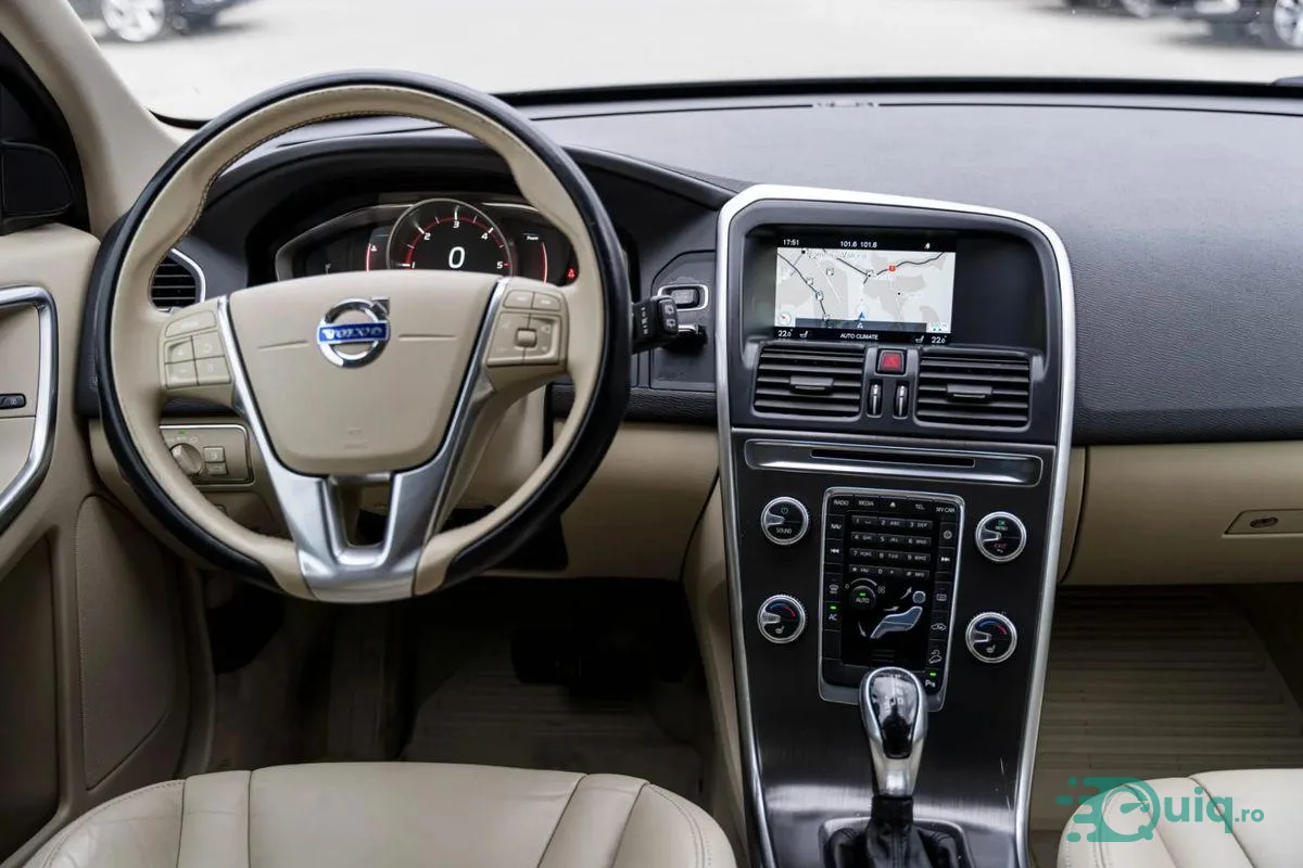 Volvo XC 60, 2015, 120.230 km — fotografia 13