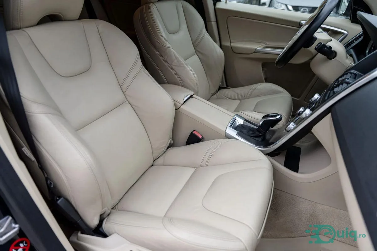 Volvo XC 60, 2015, 120.230 km — fotografia 15