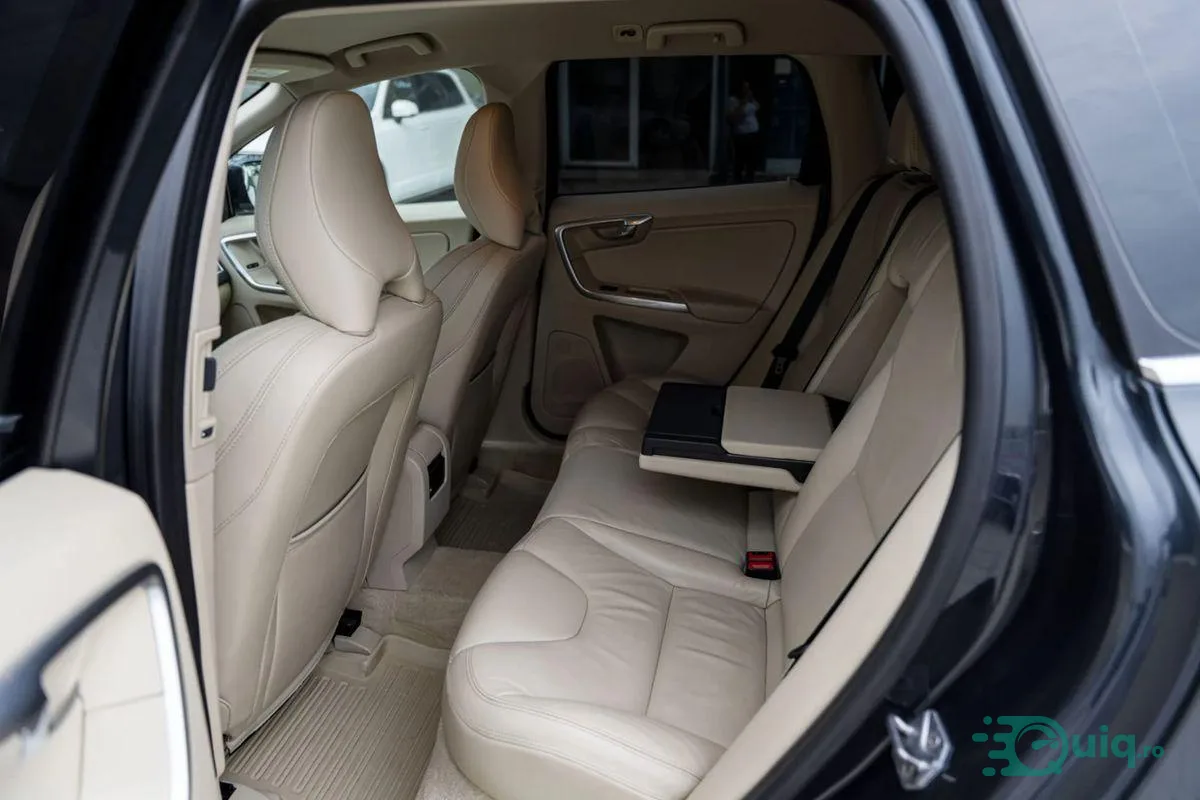 Volvo XC 60, 2015, 120.230 km — fotografia 16