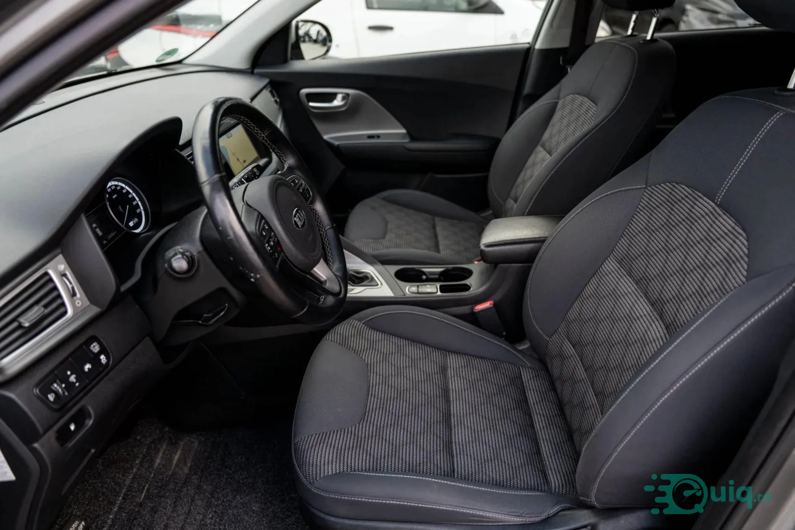 Kia Niro, 2017, 214.082 km — fotografia 11