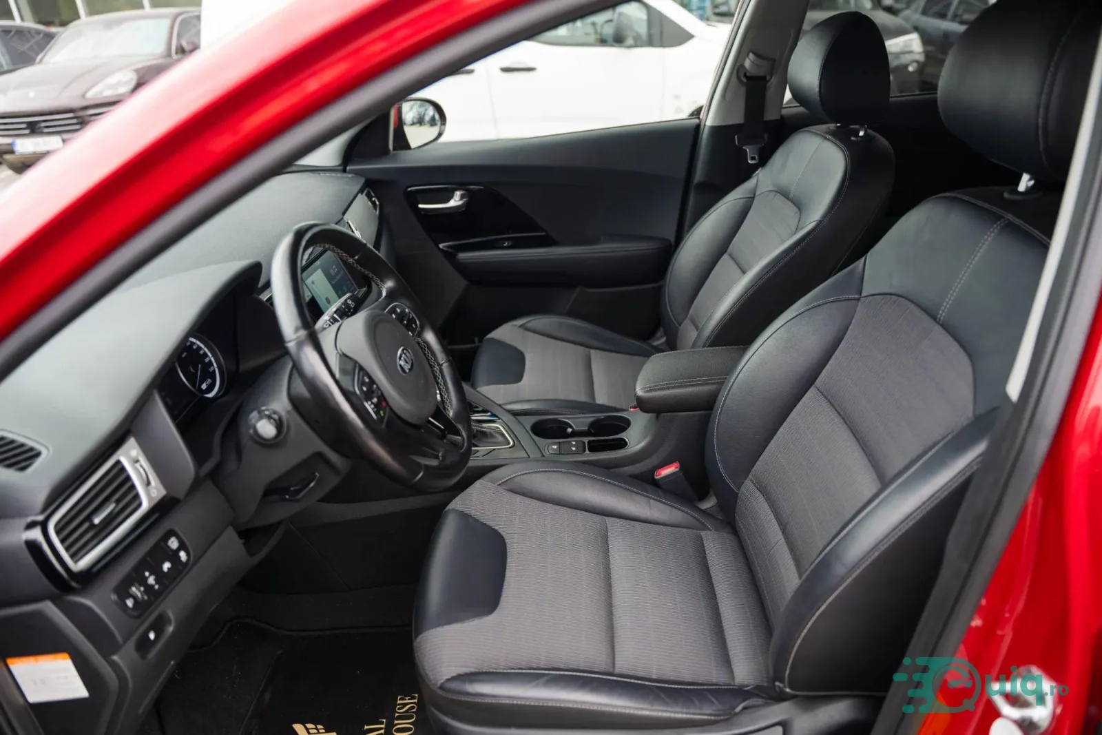 Kia Niro, 2019, 121.372 km — fotografia 11