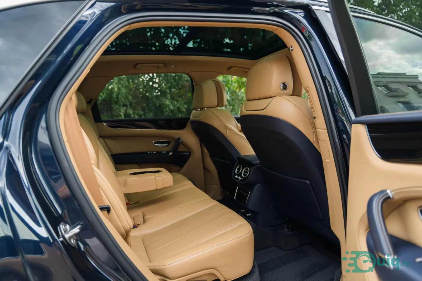 Bentley Bentayga, 2019, 164.787 km — fotografia 8