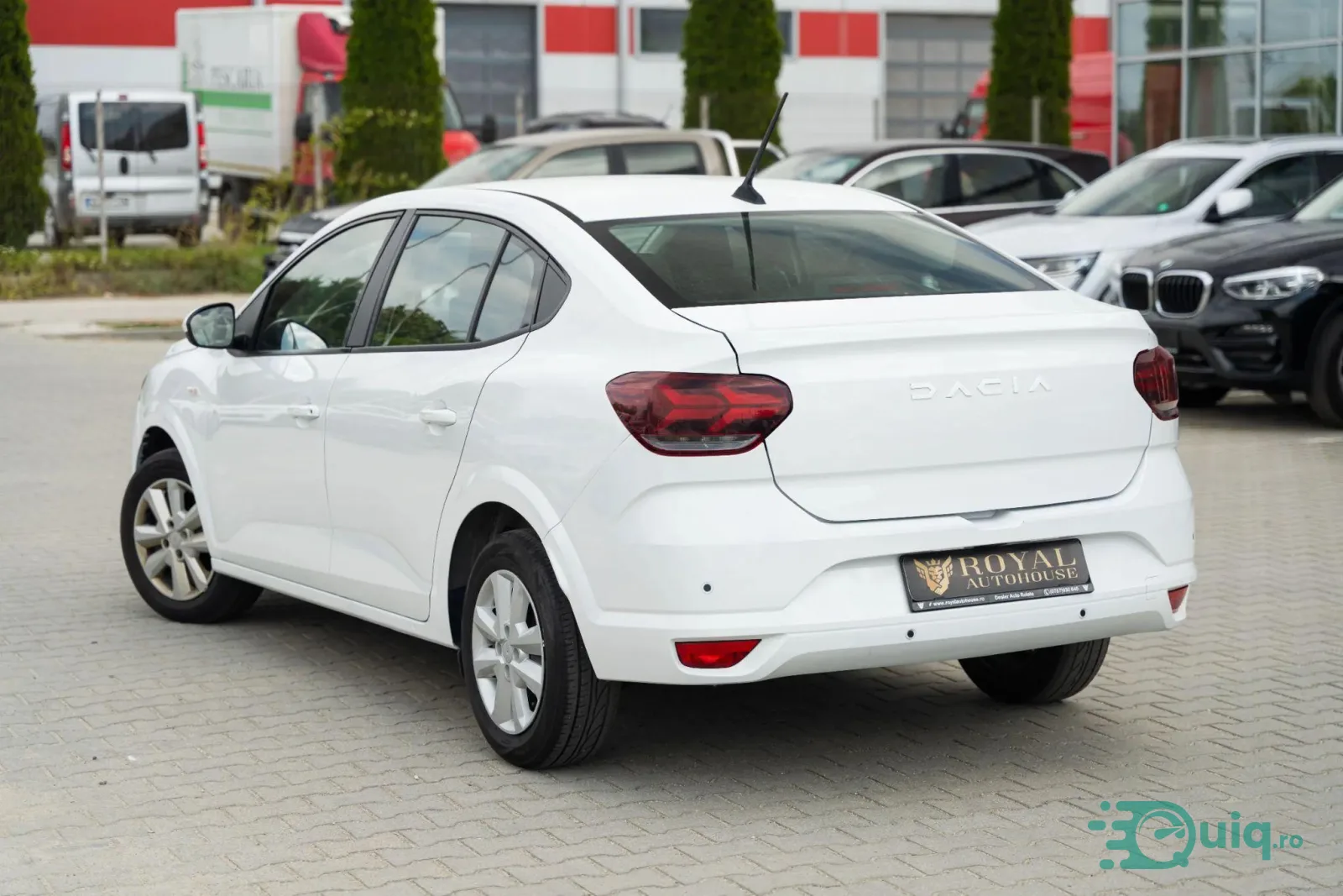 Dacia Logan, 2023, 196.940 km — fotografia 3