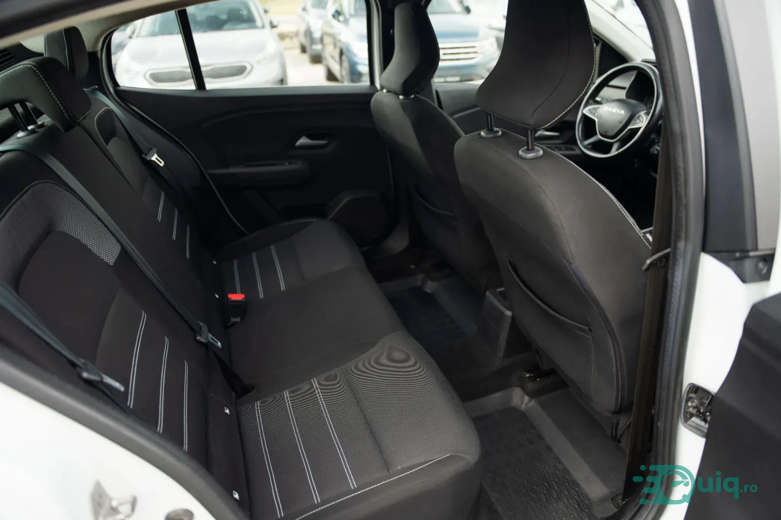 Dacia Logan, 2023, 196.940 km — fotografia 8