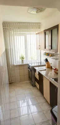 Apartament 2 camere renovat recent, Ostroveni – C-uri, Aer Condiționat