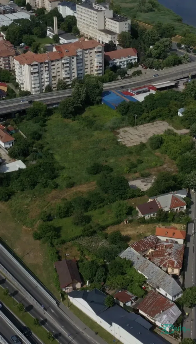 TEREN CENTRAL | RÂMNICU VÂLCEA | 12.000 MP — fotografia 3