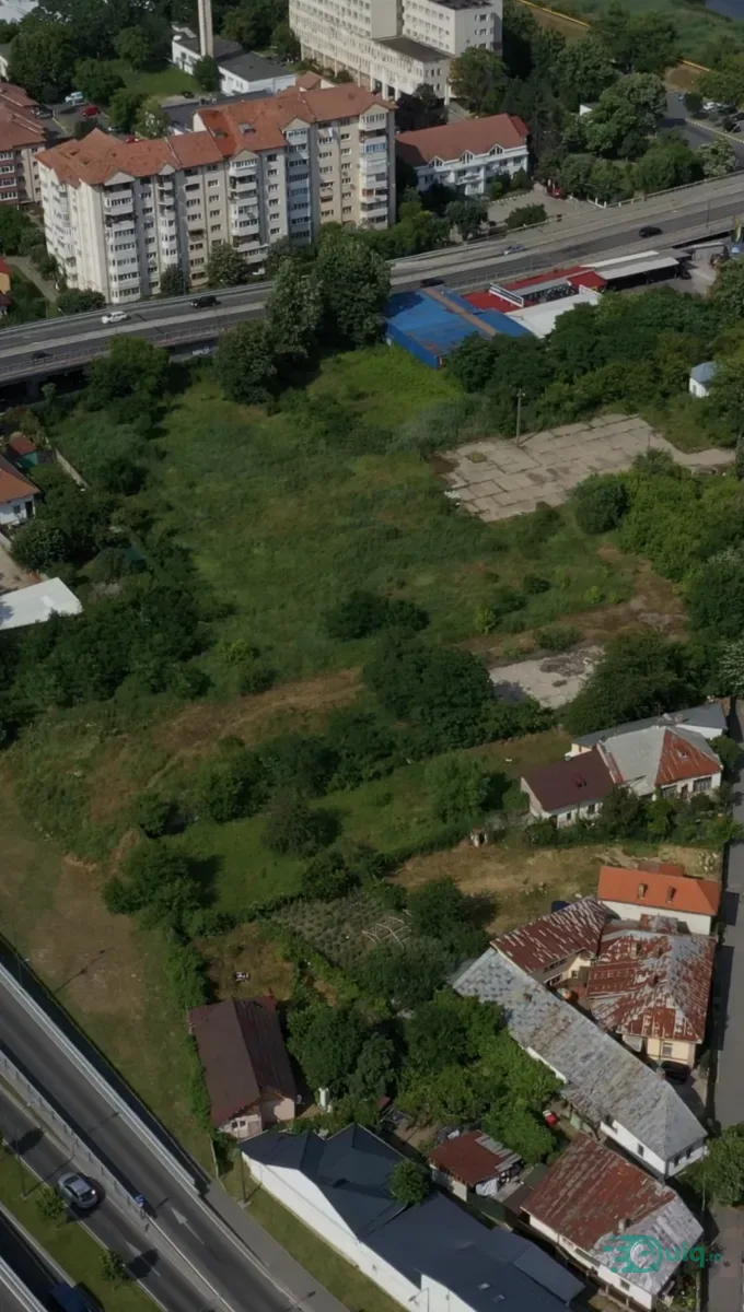 TEREN CENTRAL | RÂMNICU VÂLCEA | 12.000 MP — fotografia 4