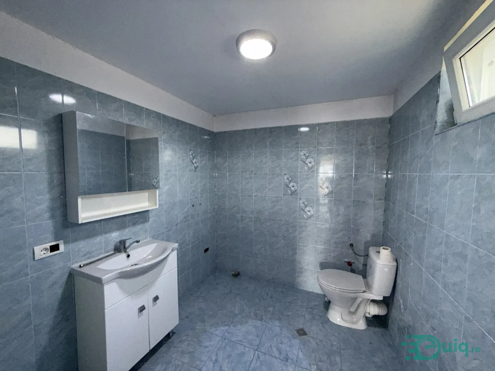 Vila moderna P+1 cu pod mansardabil de vanzare in Copacelu — fotografia 9