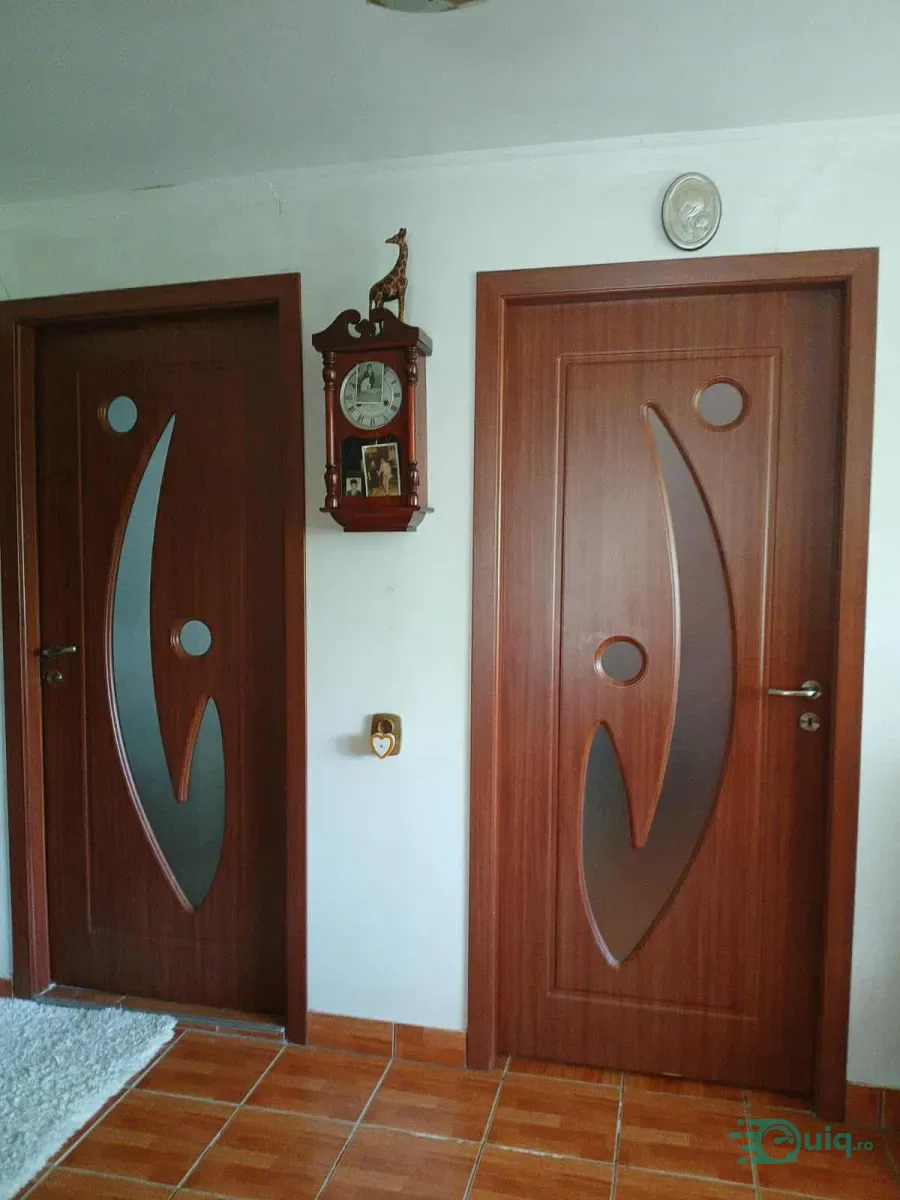 Casa tradițională cu piscinǎ în Bărbătești, zona Buila Vânturarița — fotografia 4