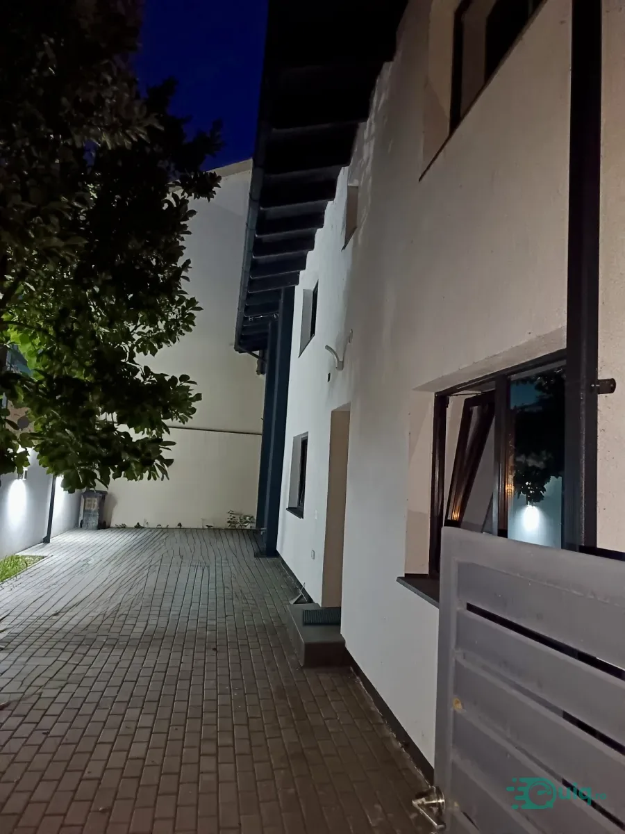 Casa deosebită ultracentrală de vânzare în Râmnicu Vâlcea — fotografia 1