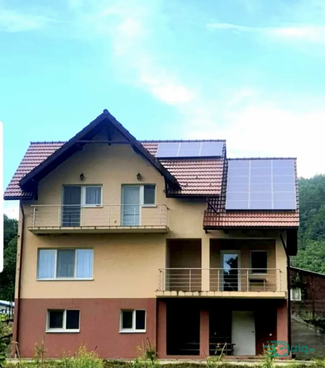 Vilă deosebită P+E+M | Vătășești | Comuna Golești — fotografia 2
