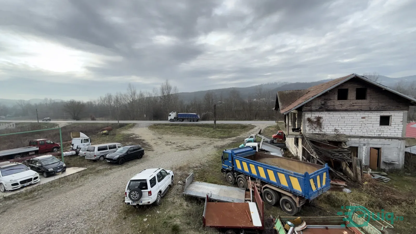 DOUĂ CASE/VILE + SPĂLĂTORIE AUTO LA CHEIE | 4.155 MP | DESCHIDERE 60… — fotografia 4