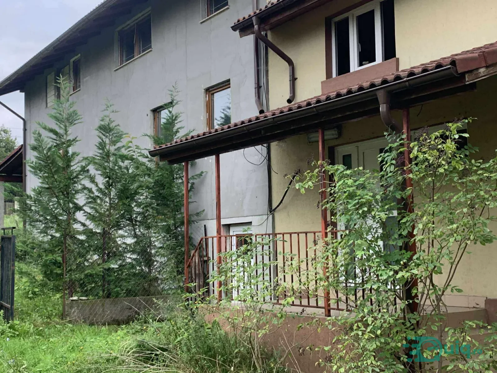 CASĂ + CONAC VÂNĂTORESC | 2.000 MP | ALUNU — fotografia 3