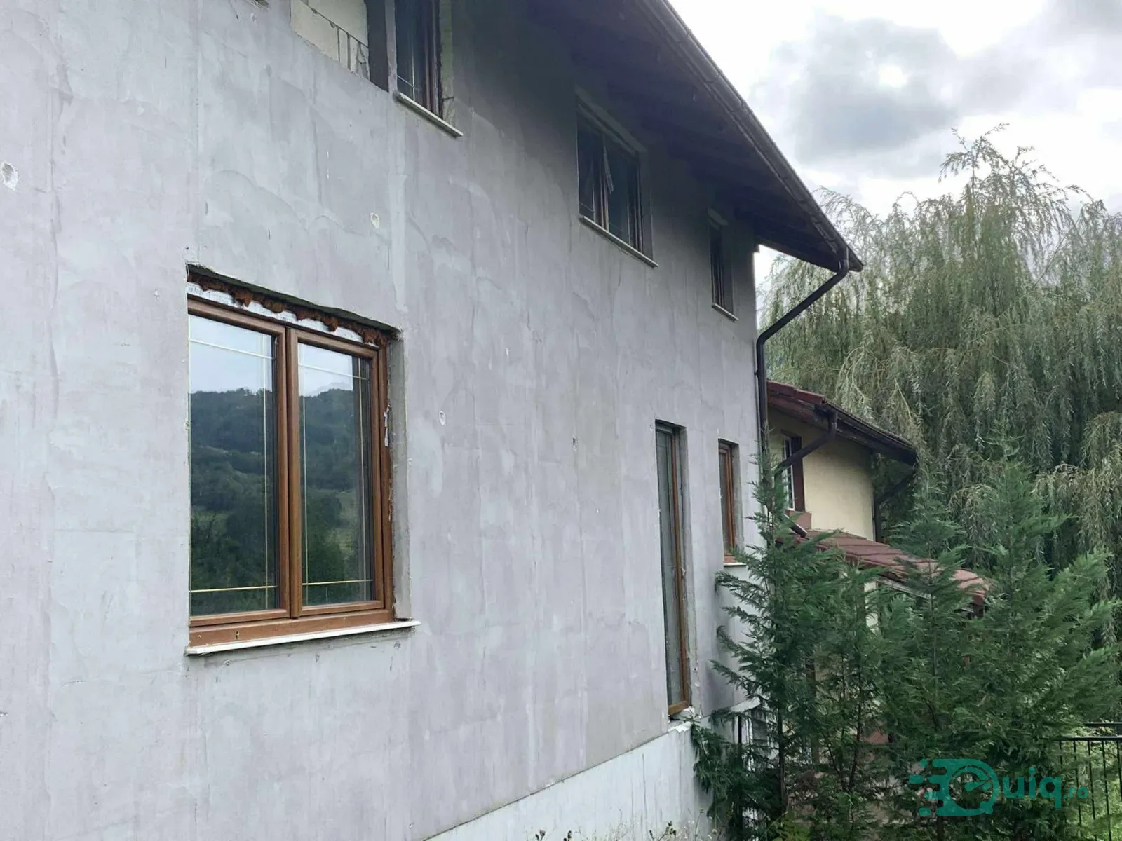 CASĂ + CONAC VÂNĂTORESC | 2.000 MP | ALUNU — fotografia 7