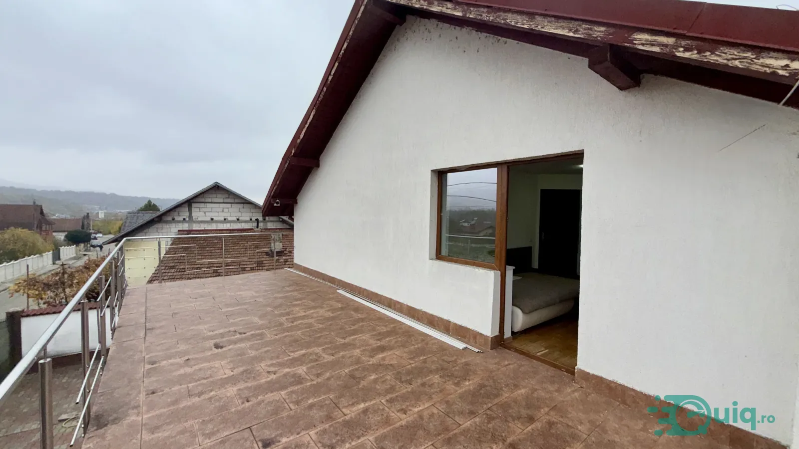CASĂ BUDEȘTI | RACOVIȚA | 600 MP TEREN — fotografia 1